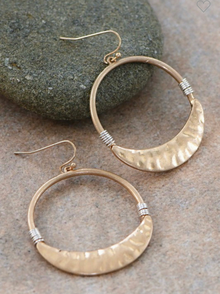 Hammered Metal Circle Drop Earrings